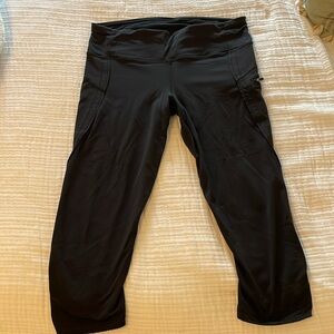 Lululemon Capris Athletic Leggings